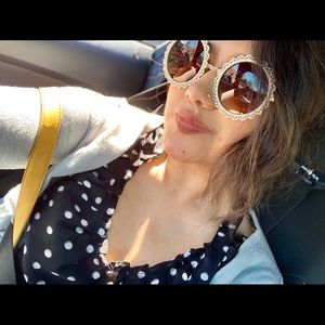 Meet your Posher, Jenny